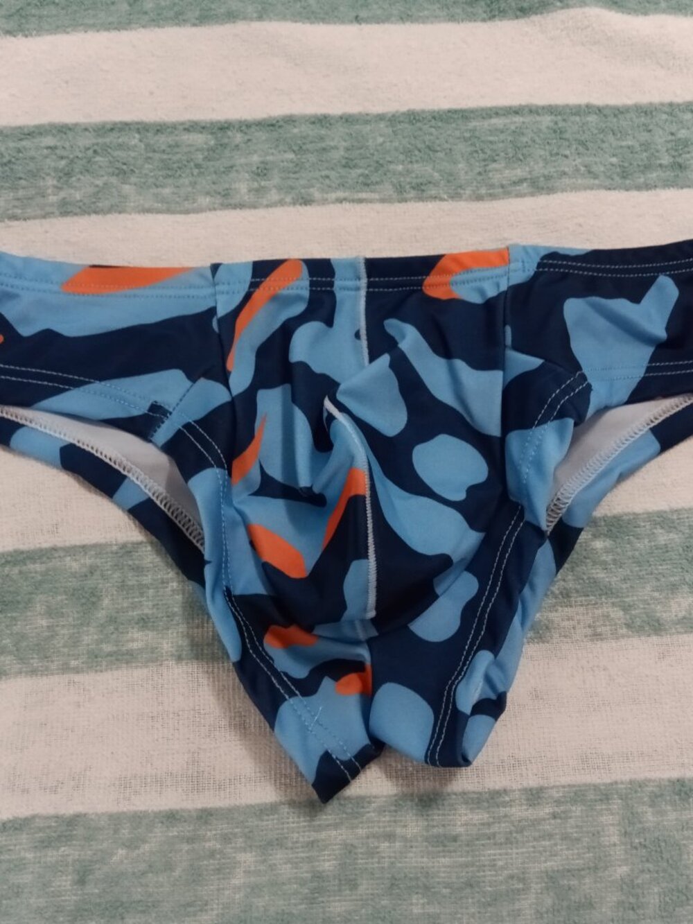 NIB ASIAN MADE CHEEKY UNDERWEAR, BLUES PATTERN, SIZE SMALL (28"-30")